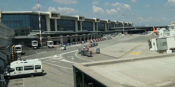 Ο πρώτος τερματικός σταθμός του αεροδρομίου Μαλπένσα του Μιλάνου.